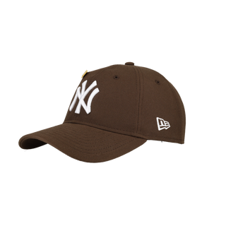 New York Yankees New Era 9Twenty Adjustable Hat (Walnut)