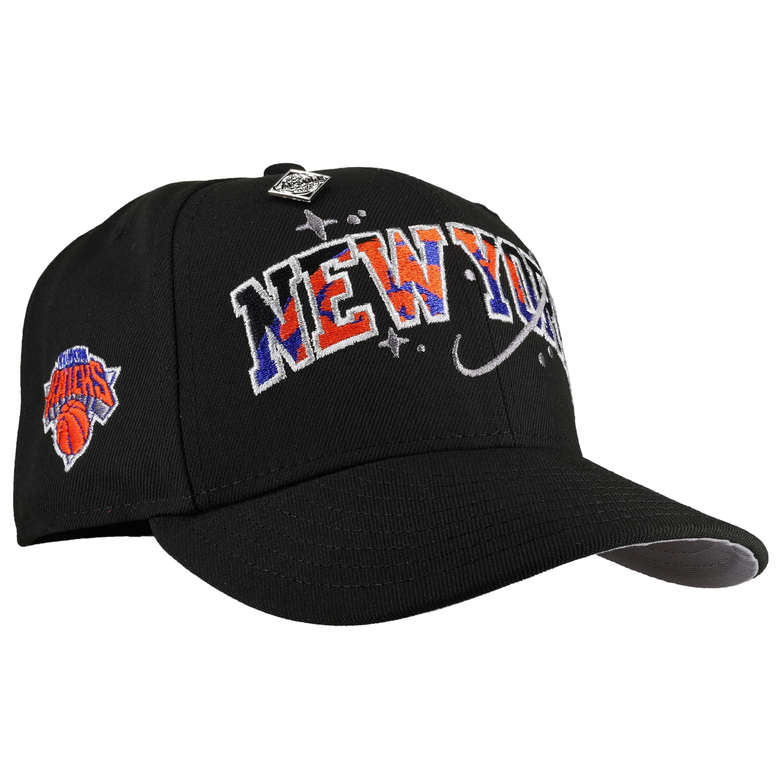 New York Knicks Celestial Black Metallic 59Fifty Fitted Hat