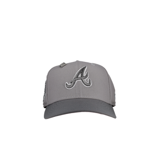 Atlanta Braves Cool Grey 2017 Inaugural Season Metallic 59Fifty Fitted Hat (RESTOCK)