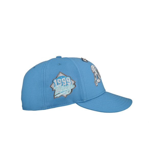 Atlanta Braves 1999 World Series Icey Stars Metallic 59Fifty Fitted Hat