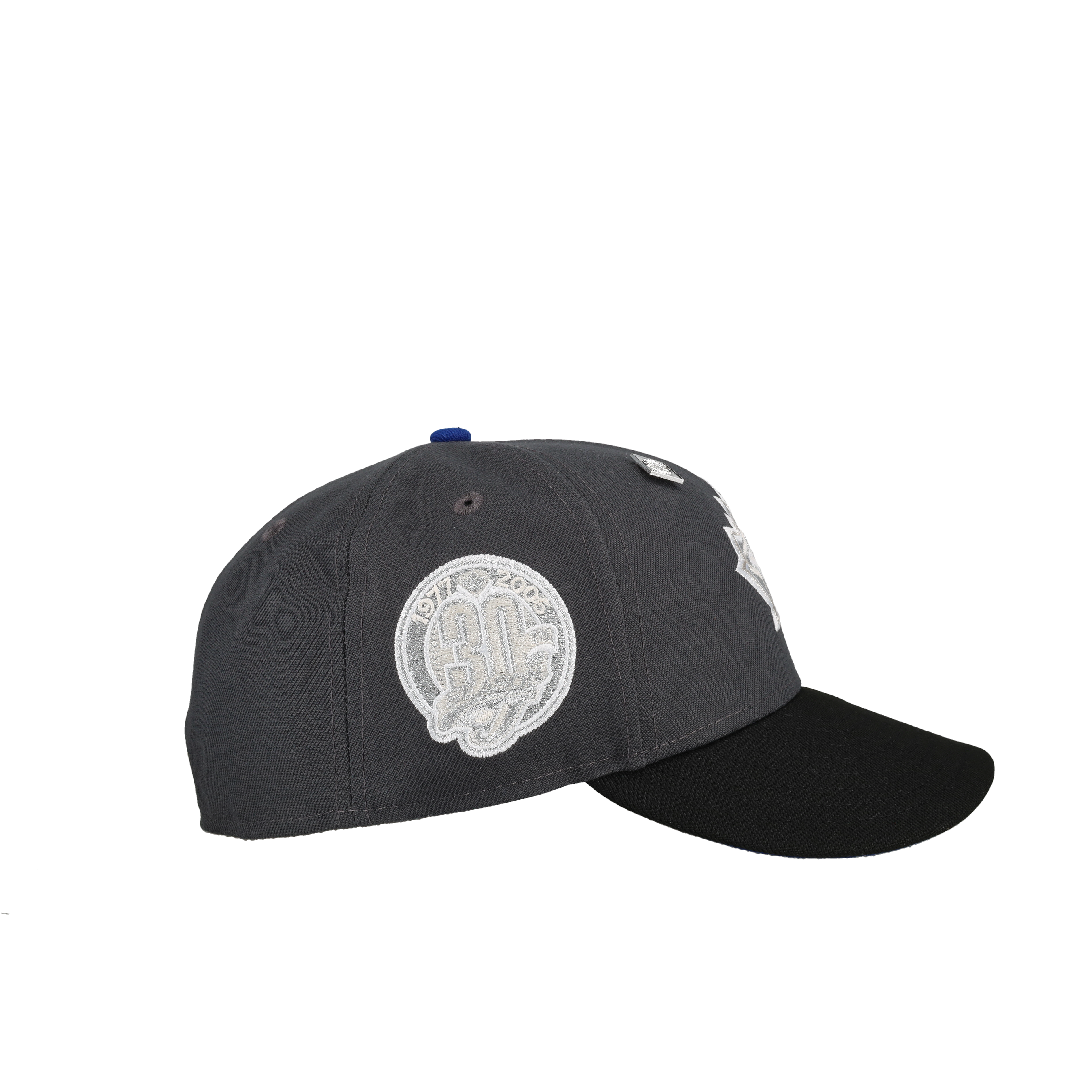 Toronto Blue Jays 30th Season Graphite Ice Metallic 59Fifty Fitted Hat