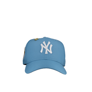 New York Yankees 1999 World Series "Skyline Dynasty" Metallic 59Fifty Fitted Hat