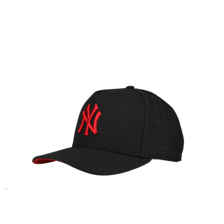 New York Yankees 1999 WS Metallic 9Fifty A Frame Snapback Hat (Red Brim)