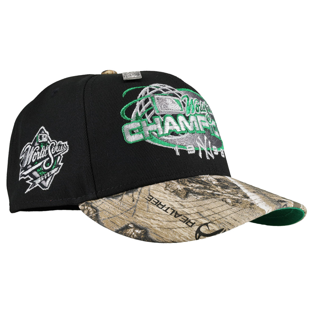 New York Yankees 1998 Champs Black/Realtree Metallic 59Fifty Fitted Ha CapsuleHats