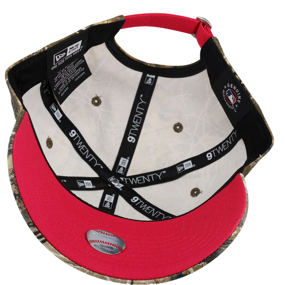 New York Yankees Premium New Era 9Twenty Realtree Bright Pink Adjustable Hat