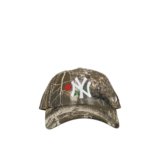 New York Yankees Premium New Era 9Twenty Realtree Camo Rose Adjustable Hat