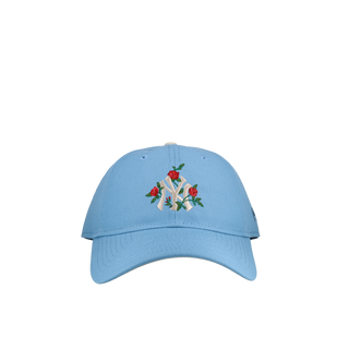 New York Yankees Premium New Era 9Twenty Sky Blue Roses Adjustable Hat