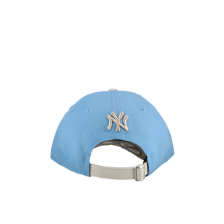 New York Yankees Premium New Era 9Twenty Sky Blue Roses Adjustable Hat
