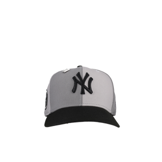 New York Yankees 50 Years Metallic Pinwheel 59Fifty Fitted Hat