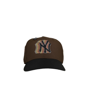 New York Yankees 1999 WS Trippy Walnut Metallic 59Fifty Fitted Hat