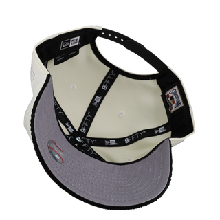 New York Yankees Black Off White Corduroy 9Fifty A Frame Snapback Hat