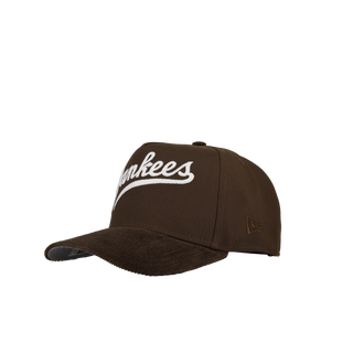 New York Yankees Chainstitch/Corduroy 9Fifty A Frame Snapback Hat (Walnut)
