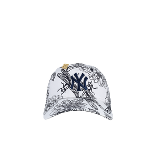 New York Yankees New Era 9Twenty "White Floral" Adjustable Hat