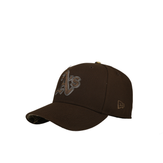 Oakland Athletics 1989 World Series Walnut Realtree Brim 59Fifty Fitted Hat, close-up detail