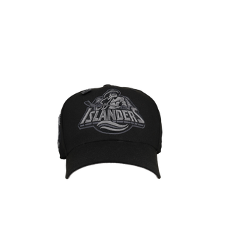 New York Islanders Blackout 59Fifty Fitted Hat