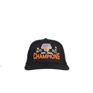 Mitchell & Ness Adjustable Fit Stretch New York Knicks NBA Champs Snapback pre curved