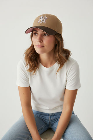 New York Yankees Premium New Era 9Twenty Tan/Walnut Safari Print Adjustable Hat (Pink Brim)