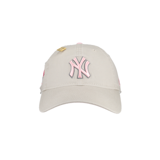 New York Yankees New Era 9Twenty Adjustable Hat (Tan)