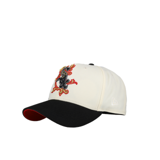 Chicago White Sox 2005 World Series Laurel Wreath Metallic 59Fifty Fitted Hat, close-up detail