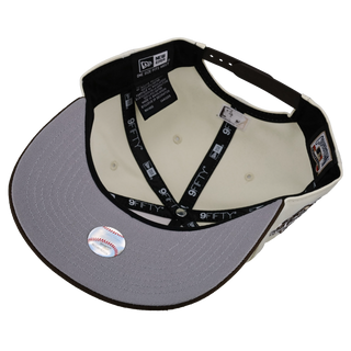 New York Yankees Off White/Walnut 1998 World Series 9Fifty A Frame Snapback Hat
