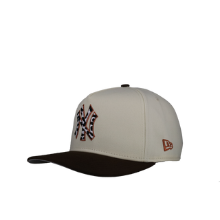 New York Yankees Off White/Walnut Cow Print 1998 WS Metallic 9Fifty A Frame Snapback Hat ==