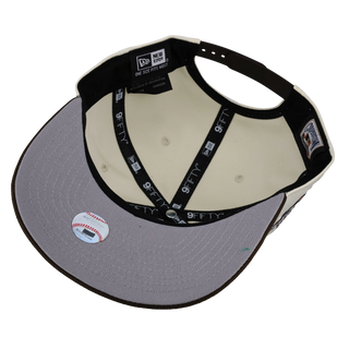 New York Yankees Off White/Walnut Cow Print 1998 WS Metallic 9Fifty A Frame Snapback Hat ==