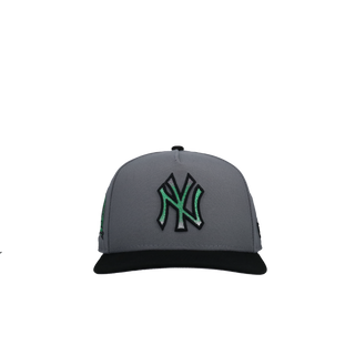 New York Yankees 25th Anniversary Grey/Green Tint 9Fifty A Frame Snapback Hat