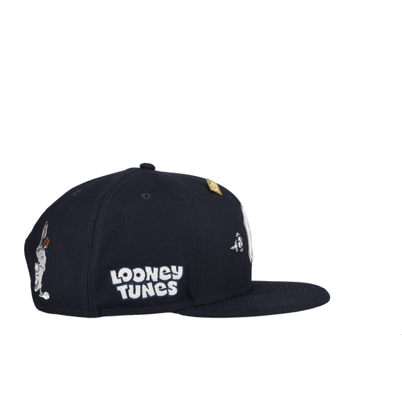 New York Yankees x Looney Tunes 9Fifty Navy Snapback (Grey Brim)