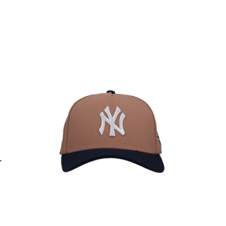 New York Yankees 1998 WS Coral/Navy Metallic Mitchell & Ness A Frame Snapback Hat