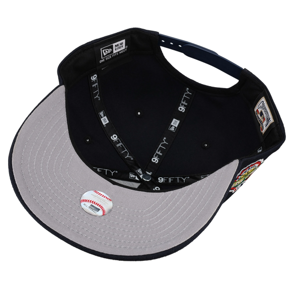 New York Yankees 2001 World Series Navy 9Fifty A Frame Snapback Hat