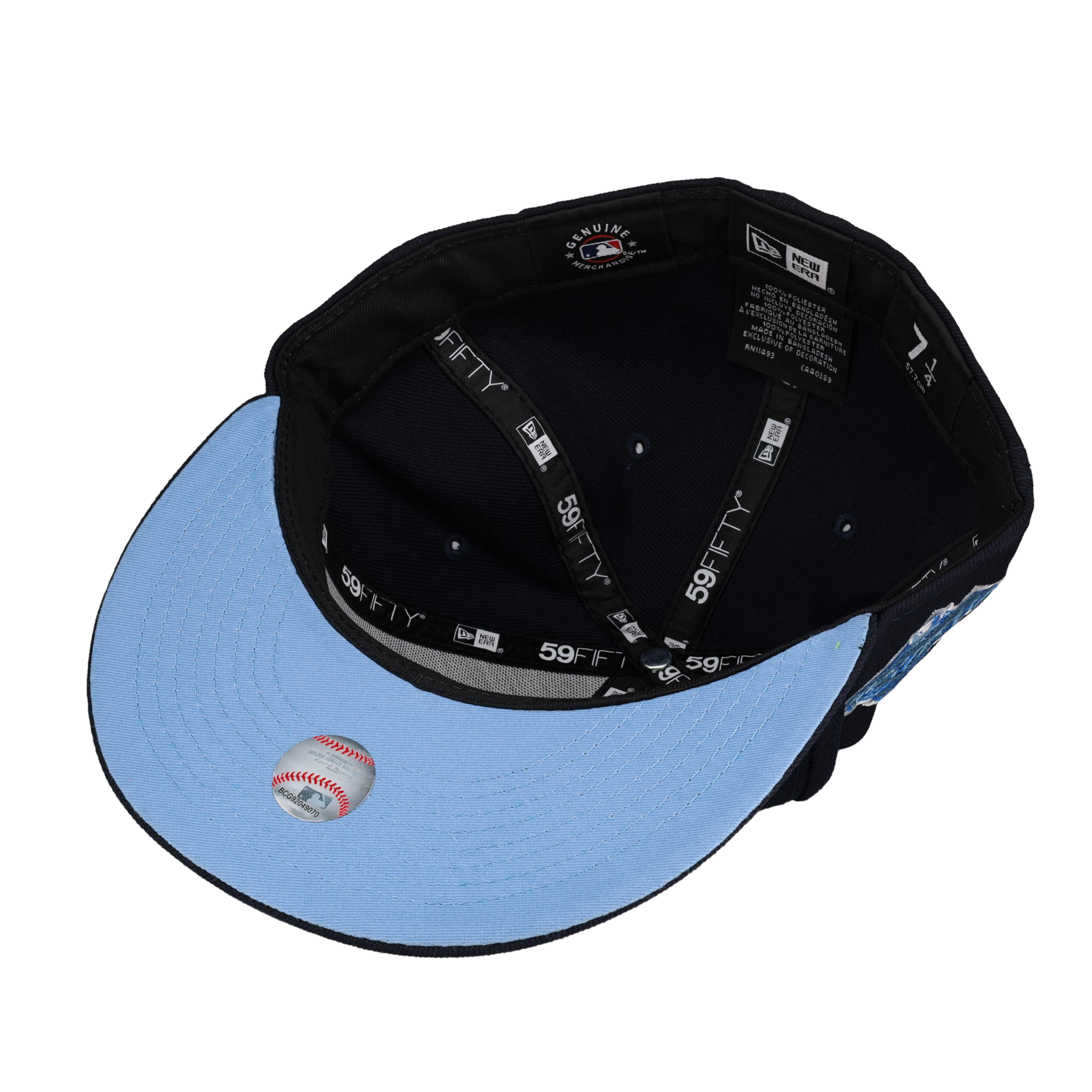 Shop New Era 59Fifty New York Yankees Bloom Fitted Cap